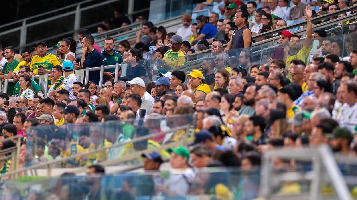 torcida cuiab&aacute;