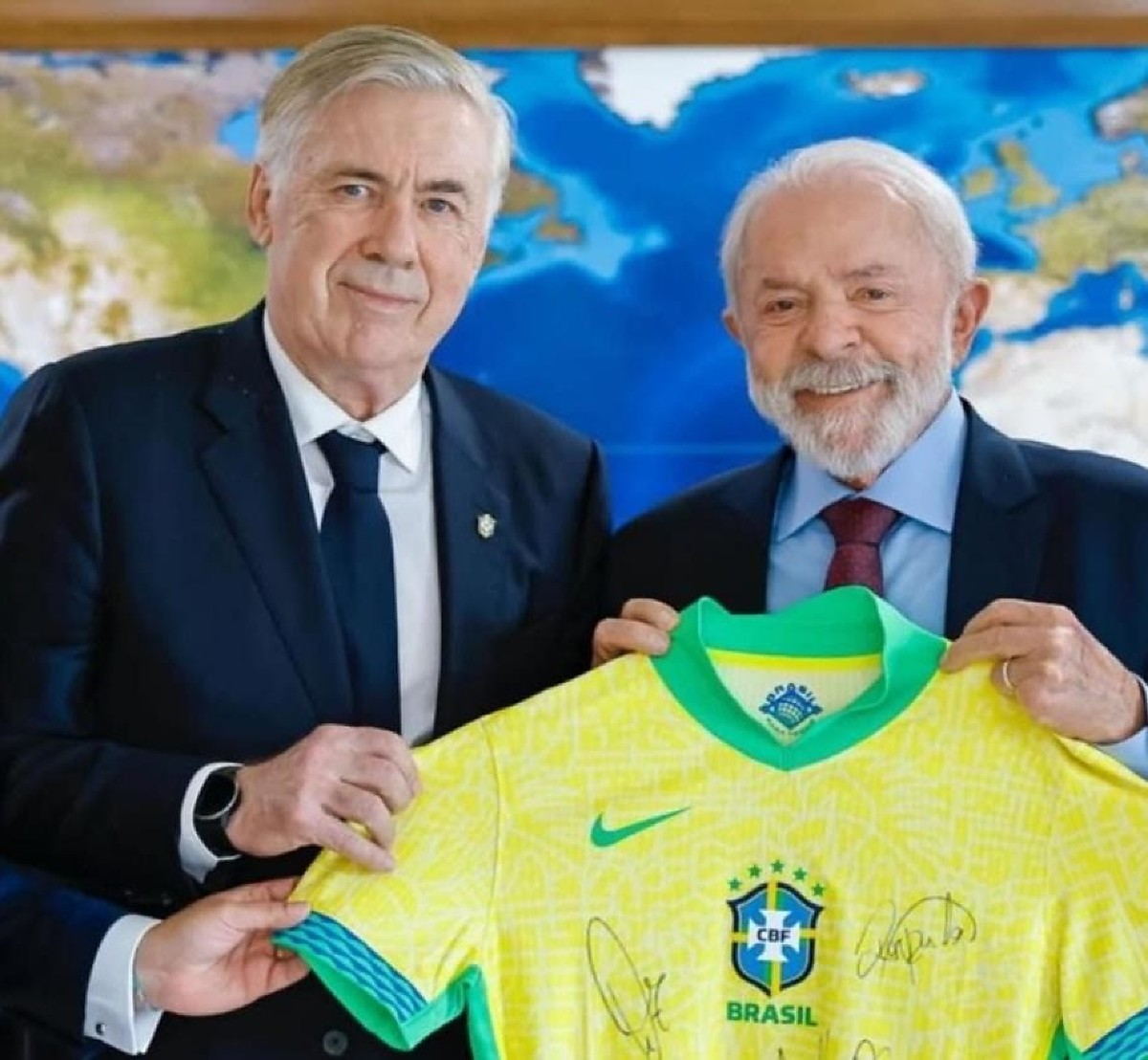 Presidente Lula da Silva e o técnico da Seleção Carlo Ancelotti