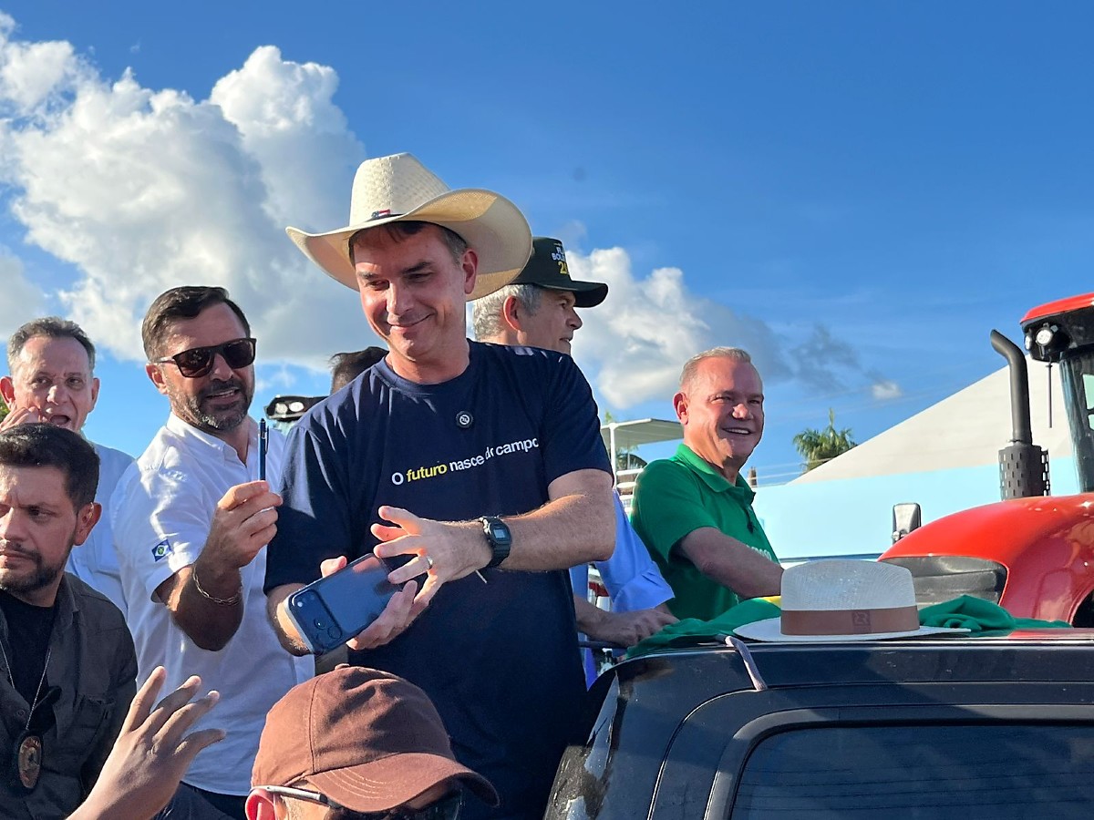 Flávio Bolsonaro em Sinop
