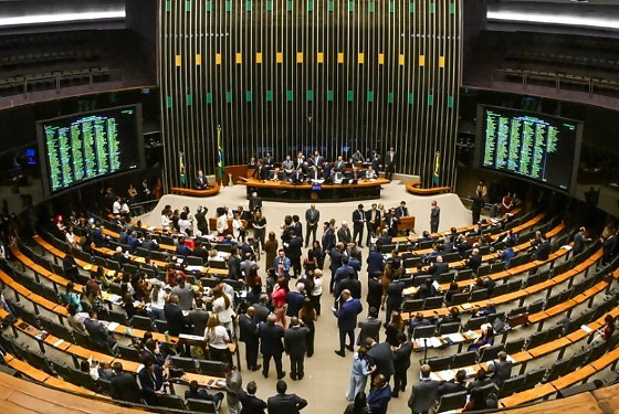 PEC do fim da escala 6×1