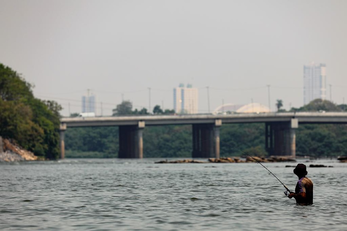 Pescador no Rio Cuiabá