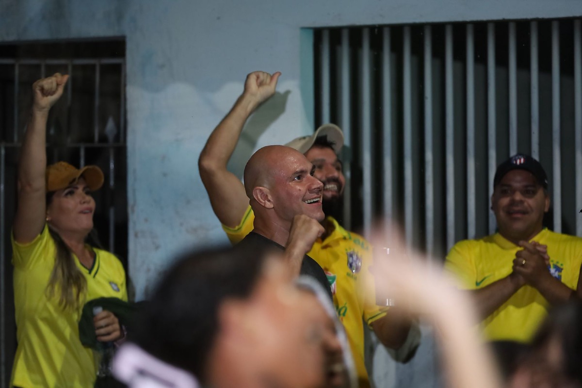 Telões, copa do mundo, Abilio, minha rua show de bola