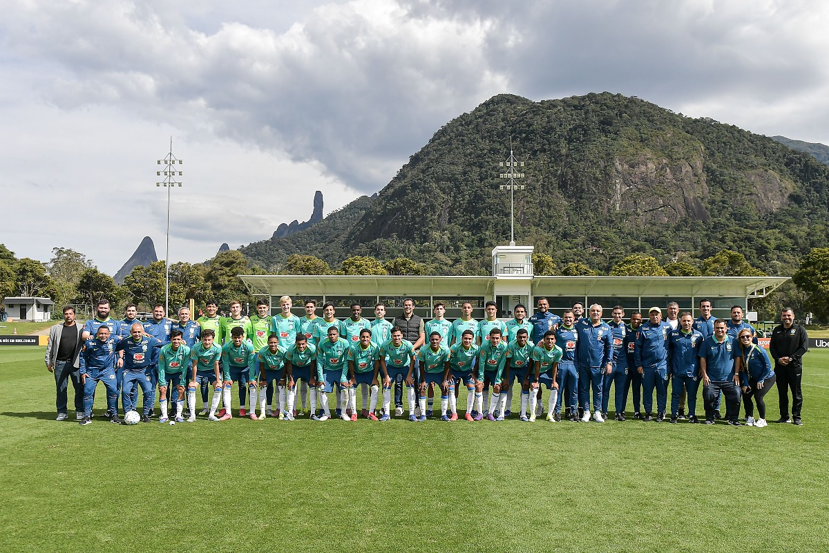  treino da Sele&ccedil;&atilde;o Sub-17 na Granja Comary