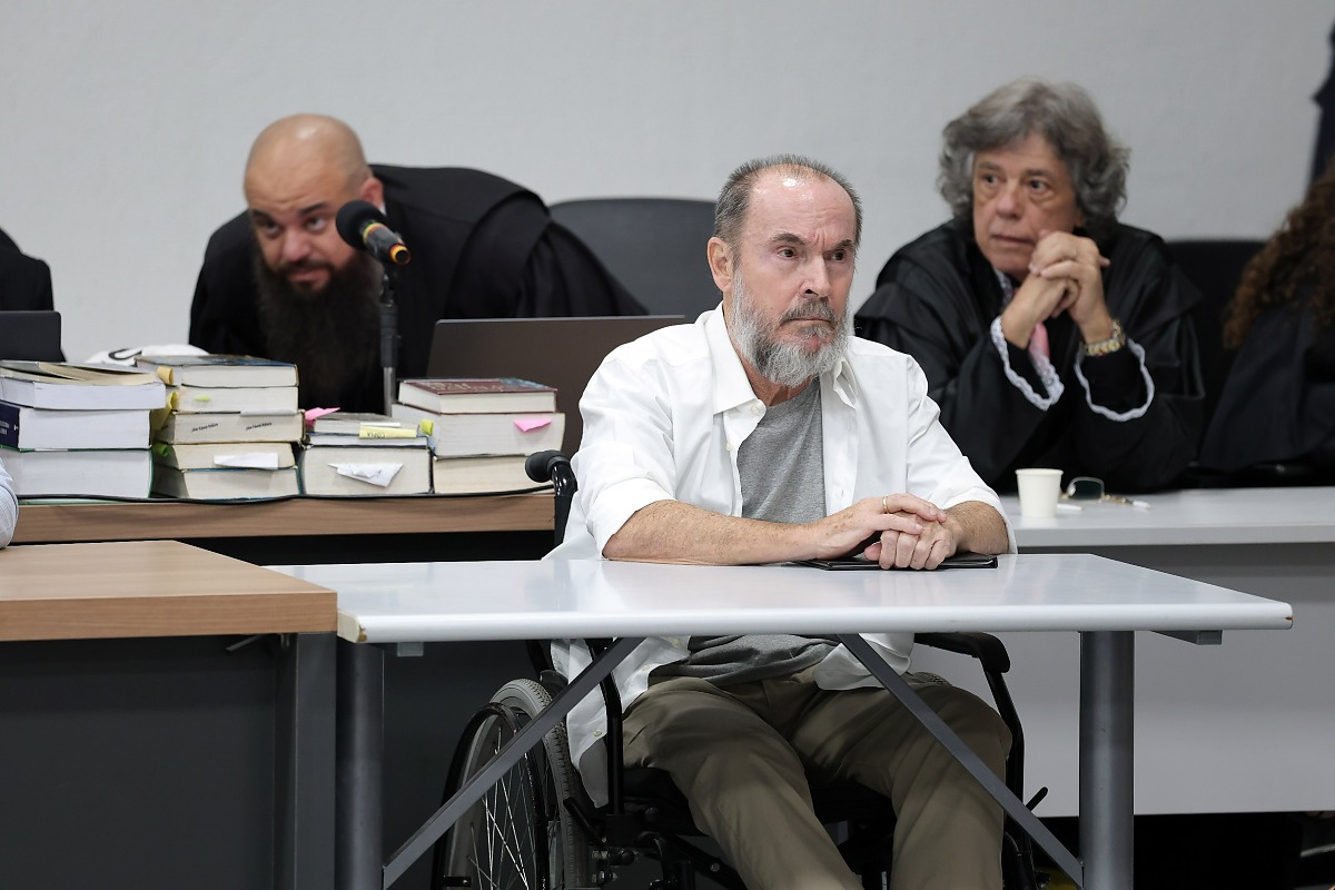 J&uacute;ri, Roberto Zampieri, coronel Etevaldo Luiz Ca&ccedil;adini de Vargas