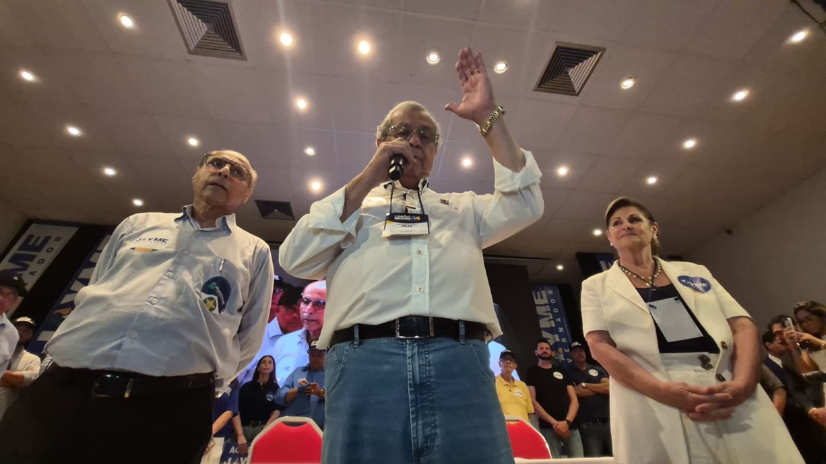 Júlio Campos, Lucimar Campos, Jayme Campos - após derrota em convenção