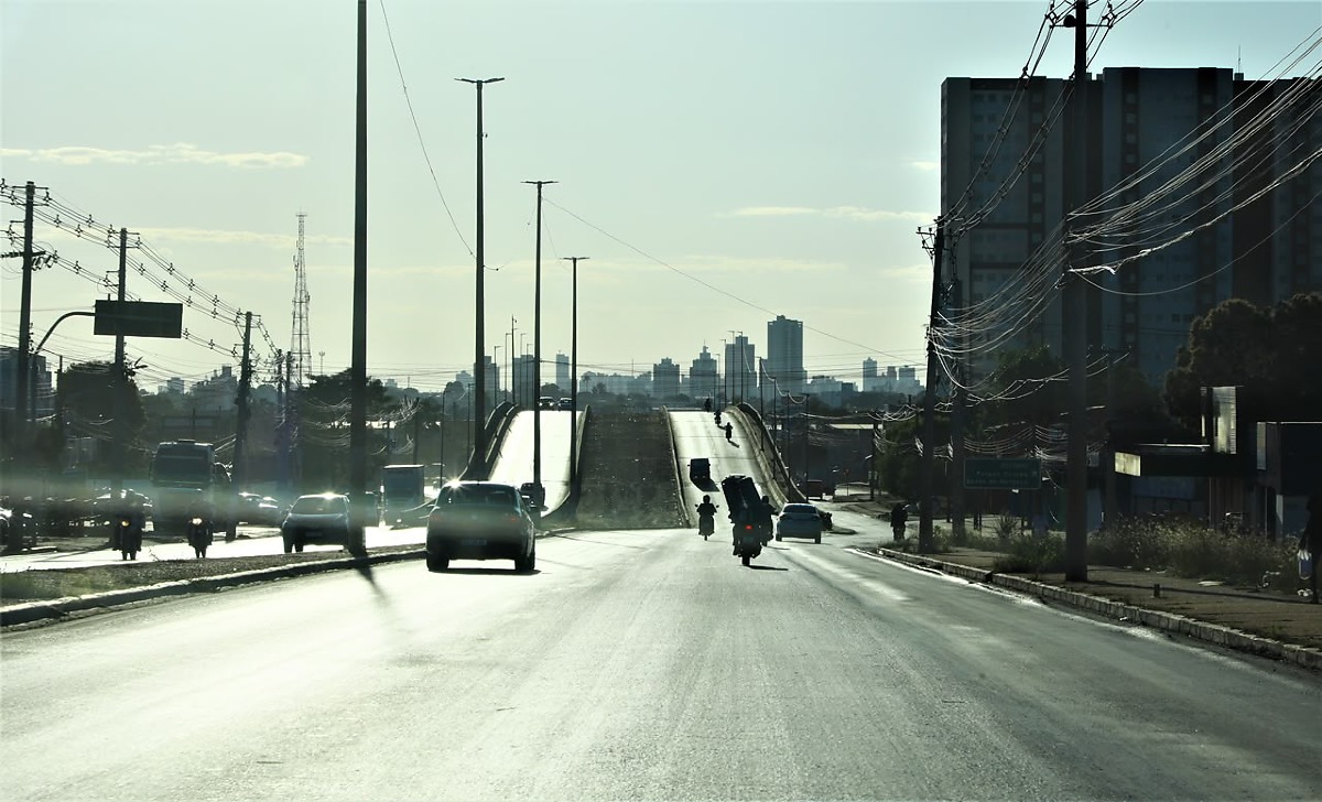 Estiagem, calor, Cuiab&aacute;, Defesa Civil, baixa umidade