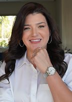 Wanessa Zagner &eacute; advogada Tributarista da ZR Advogados