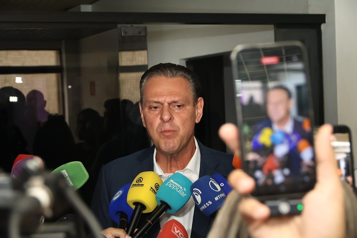 Carlos F&aacute;varo - debate TV Vila Real