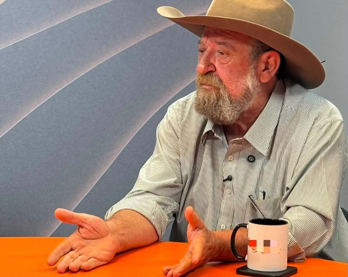 Deputado Nelson Barbudo