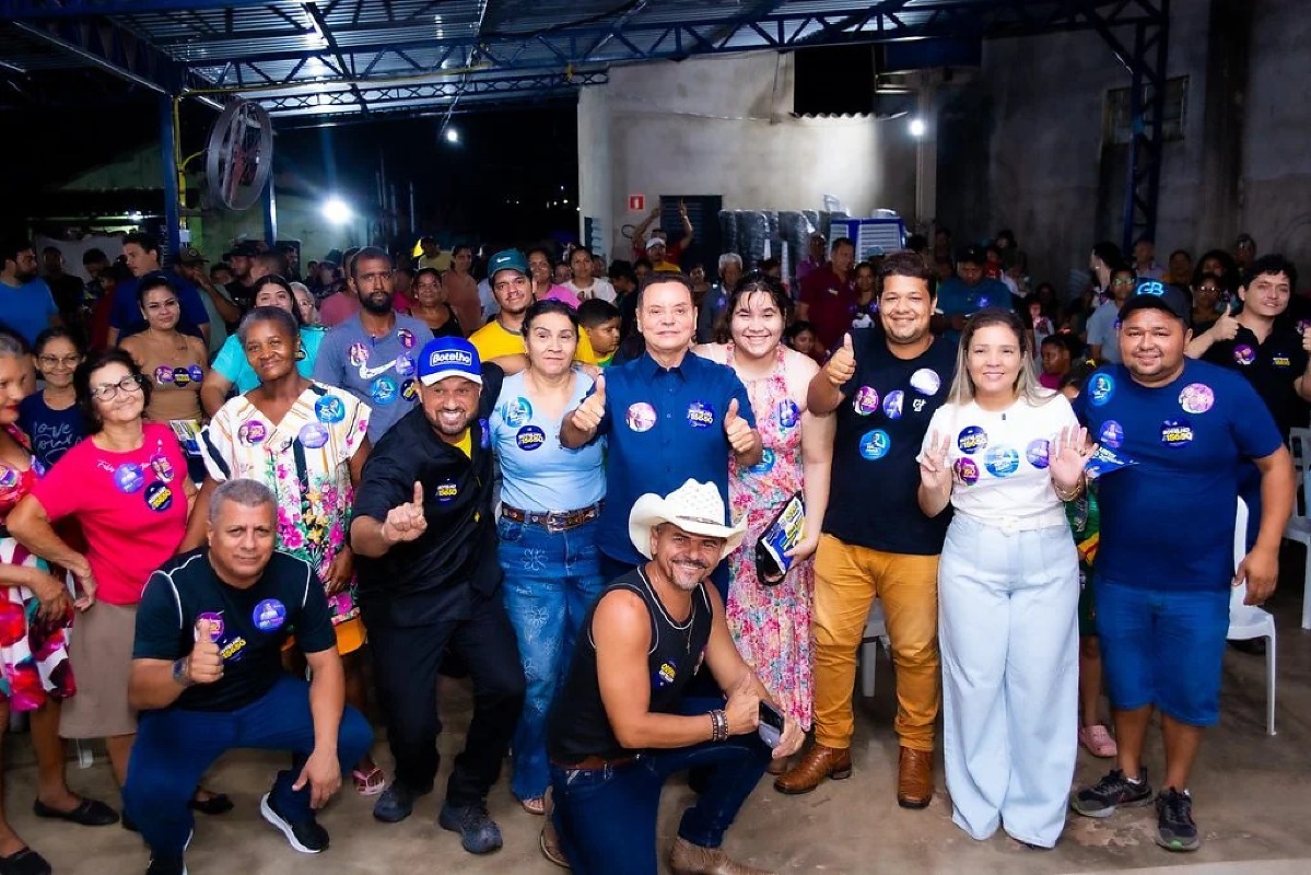 Botelho em reunião