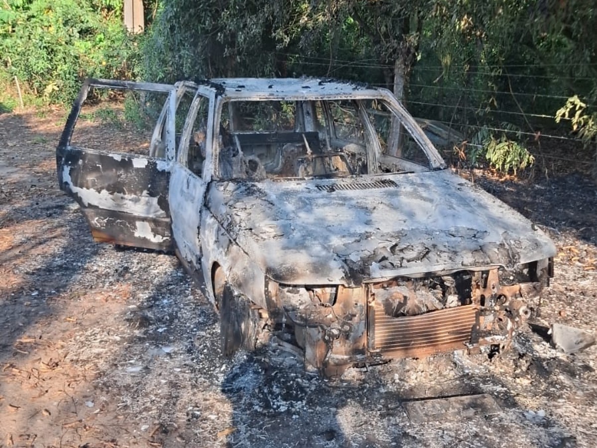 carro incendiado caceres