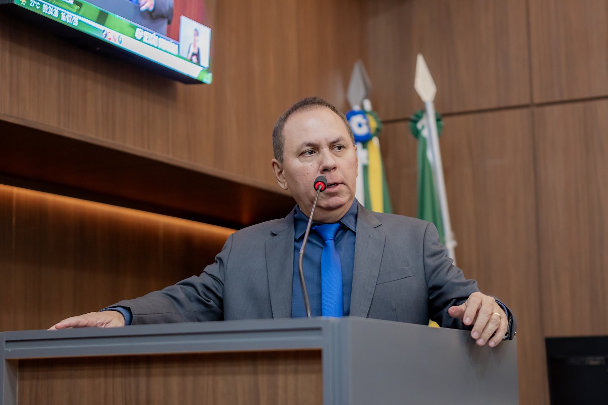 Dilemário Alencar