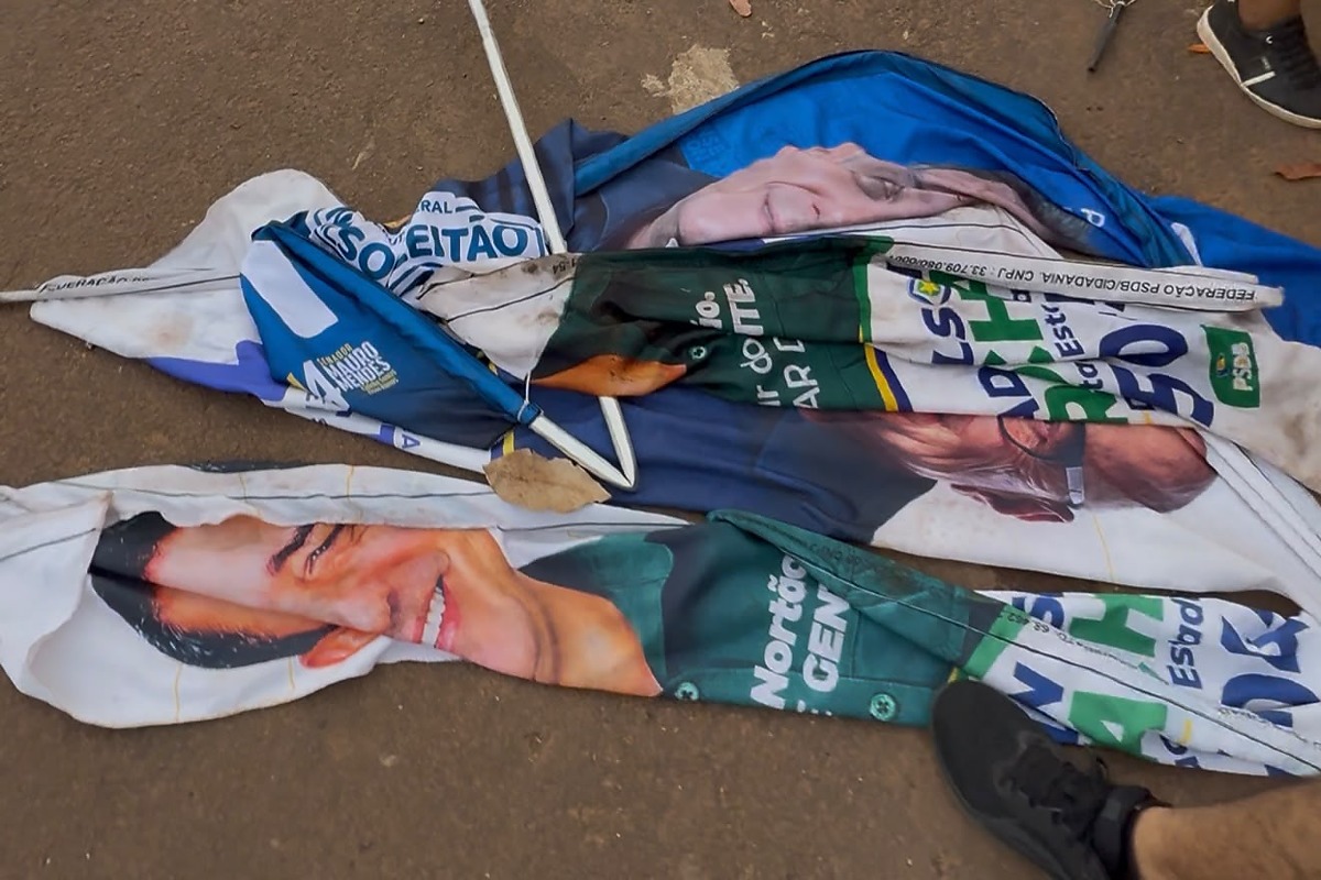 Adenilson Rocha, wind banners incendiados, bueiros