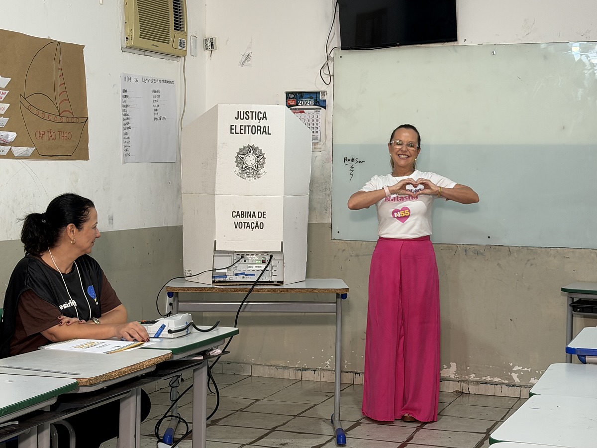 Elei&ccedil;&otilde;es 2026, Natasha Slhessarenko, voto em escola
