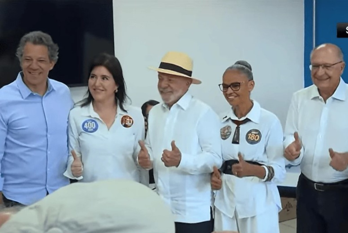 Presidente Lula vota em São Bernado - eleições 2026