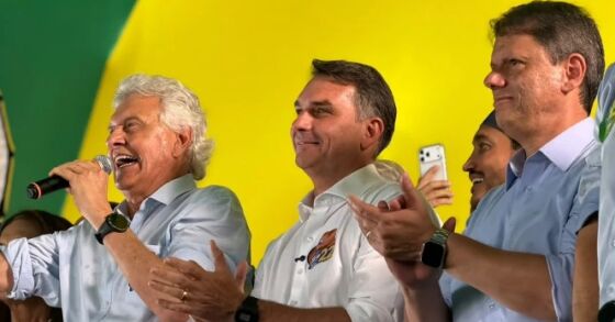 Ex-governador de Goiás Ronaldo Caiado apoio a Flávio Bolsonaro