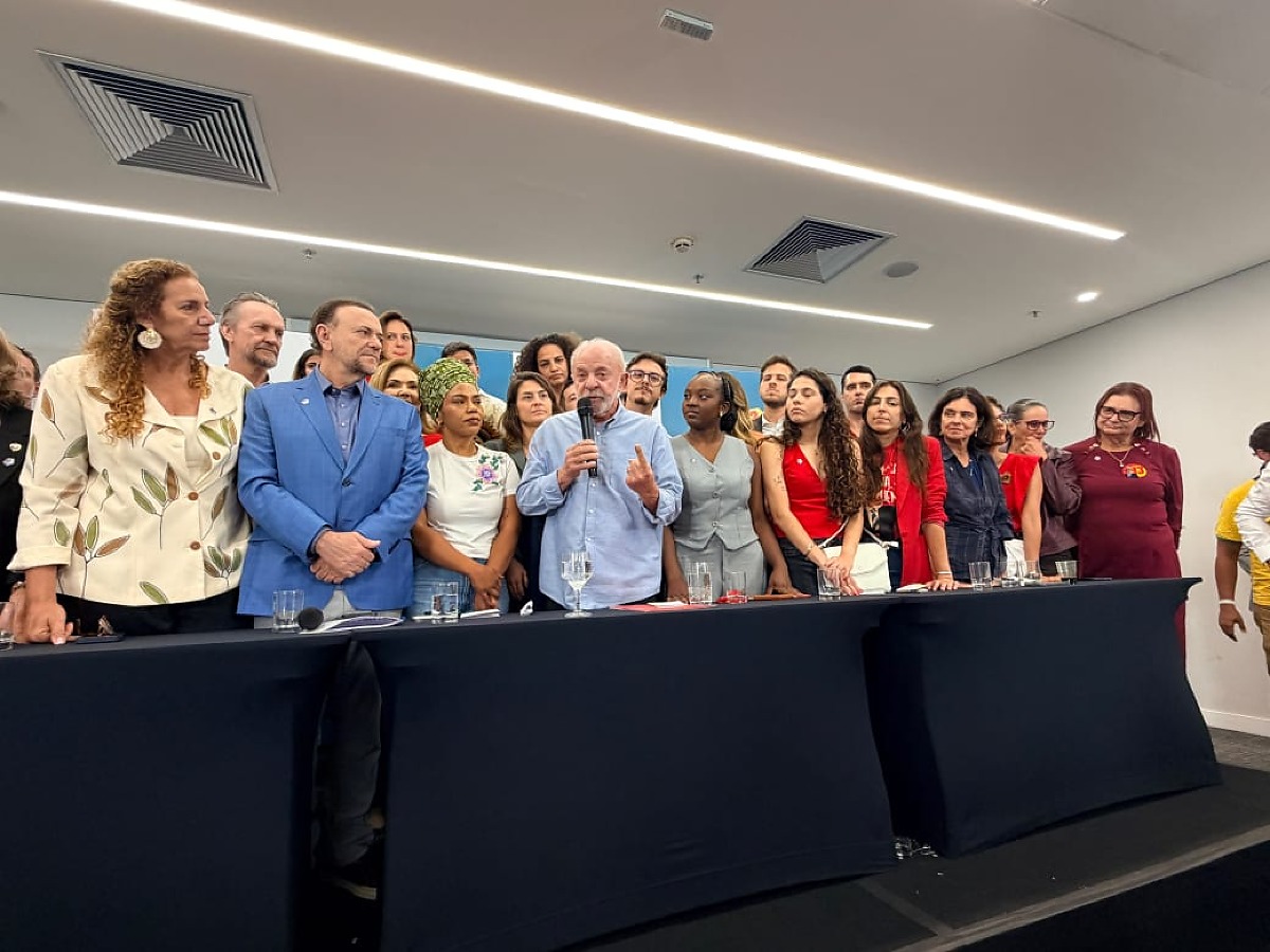 Lula e Rosa Neide
