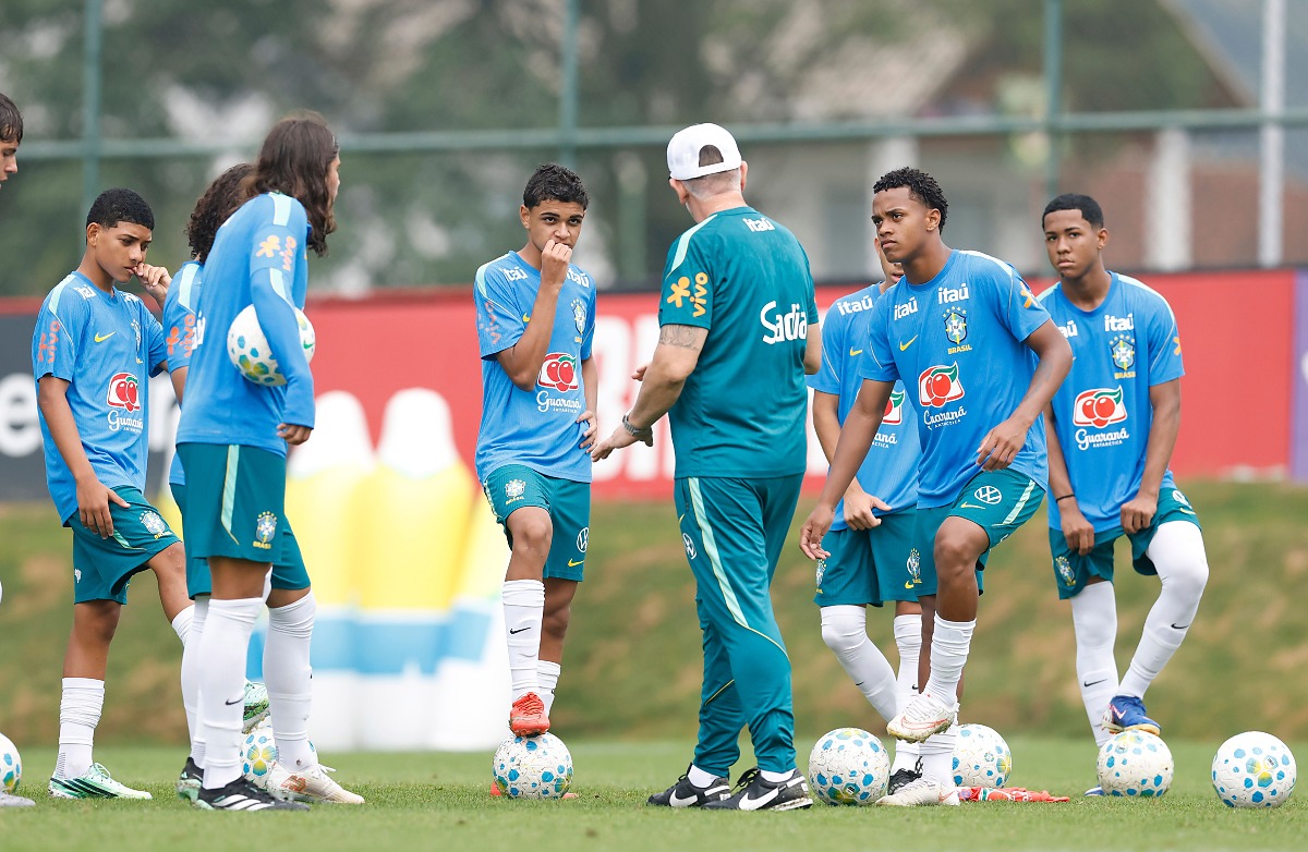 Seleção Brasileira Sub-15 estreia no Mundial contra Guiné-Bissau