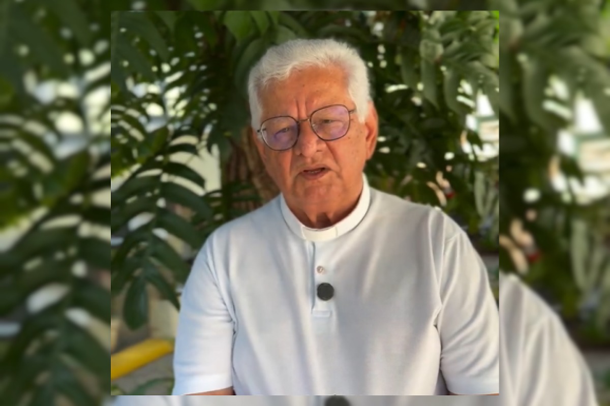 Padre Deusdedit Monge faz reflexão sobre democracia e pede que fiéis votem no 2º turno