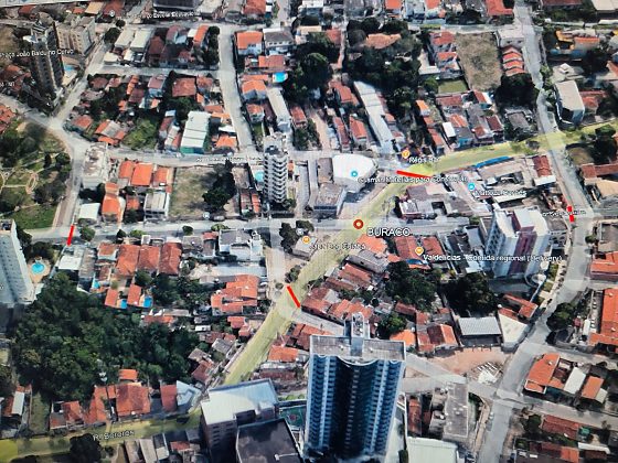 Cruzamento entre as avenidas São Sebastião e Afonso Pena é interditado