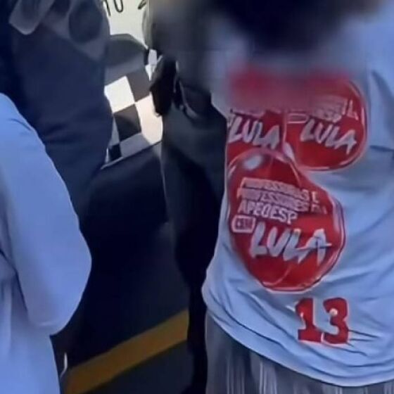  Imagem de adolescentes infratores obrigados a usar camisa de Lula