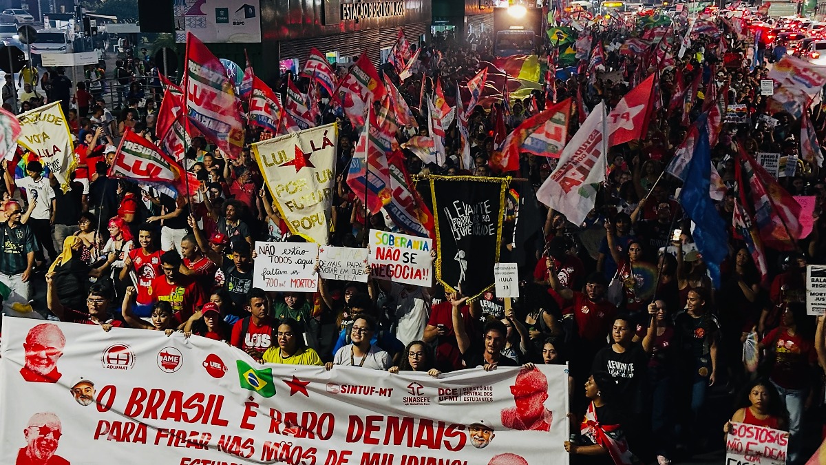 Lula e Flávio mobilizam apoiadores em atos na reta final da campanha