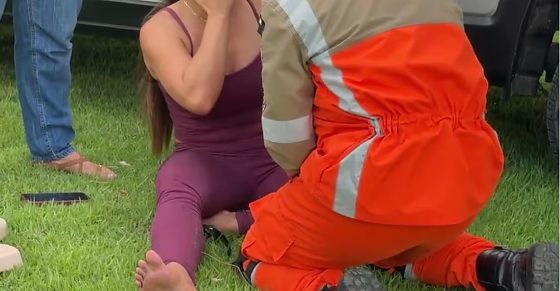 Marido atropela esposa para escapar de 