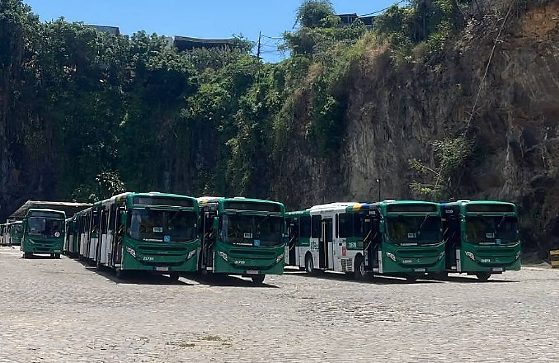 Onibus parados em Salvador no dia da eleição