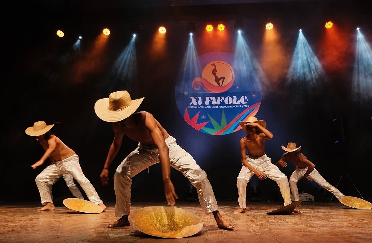 Flor de Atalaia, apresenta&ccedil;&atilde;o em Cuiab&aacute;