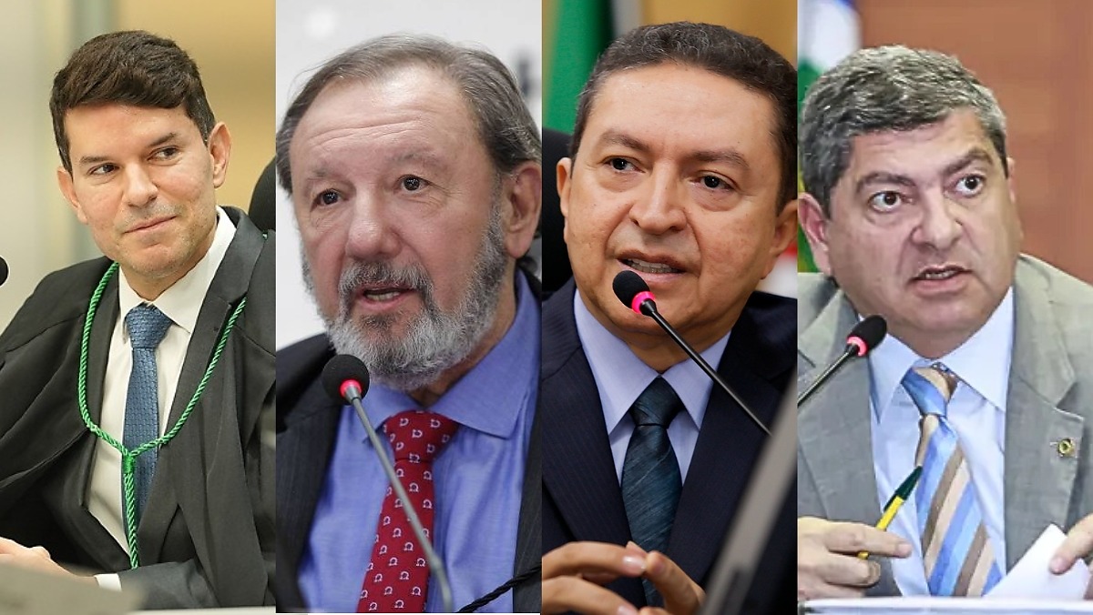 Conselheiros afastados
