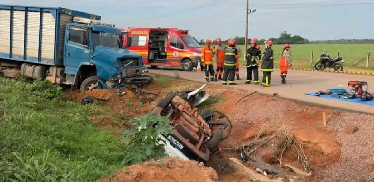 Acidente na BR-163 em Sinop, duas pessoas mortas